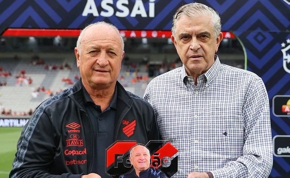 Felipão ao lado de Petraglia no Athletico-PR (foto: Divulgação/Athletico-PR)