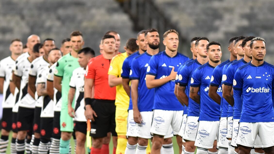 Cruzeiro busca empate com o Athletico-PR, mas segue ameaçado no