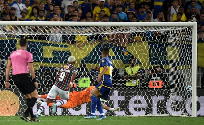 Herói do Boca contra Palmeiras, Romero festeja: Pênaltis são diversão, futebol argentino