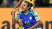 Marta pela Seleção Brasileira (foto: WILLIAM WEST/AFP)