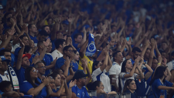 Torcida do Cruzeiro no Mineirão (foto: Ramon Lisboa/EM D.A Press)