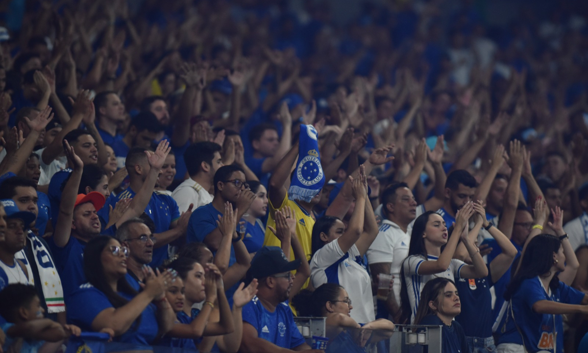 GLOBO AO VIVO E DE GRAÇA: Assista o jogo do BRASIL ao vivo e online pelo  celular hoje (05/12), jogo da copa do brasil ao vivo 