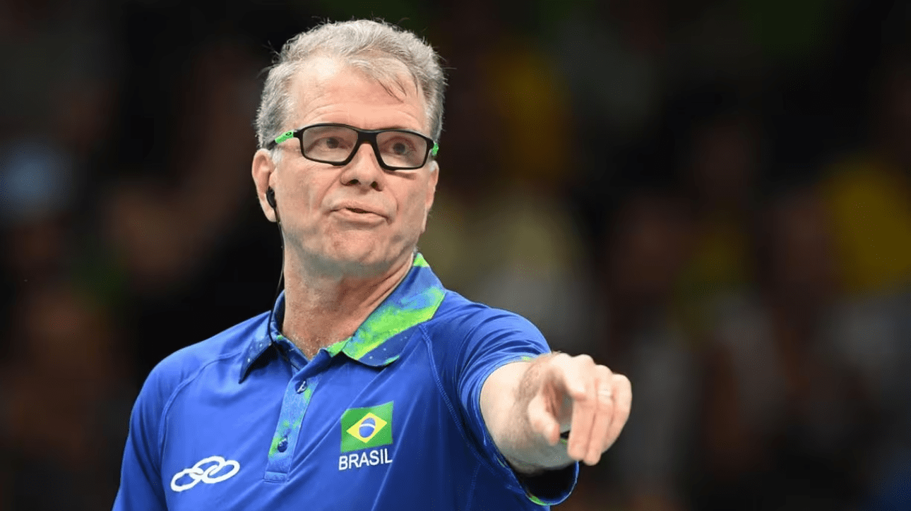 Bernardinho, técnico da Seleção Brasileira Masculina de Vôlei (foto: Eric Feferberg/AFP)