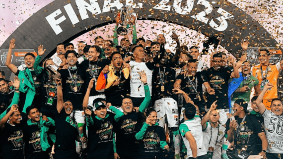 Jogadores do León comemorando título da Concachampions (foto: Reprodução Instagram)