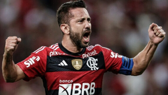 Everton Ribeiro pelo Flamengo (foto: Reprodução/Instagram/Flamengo)