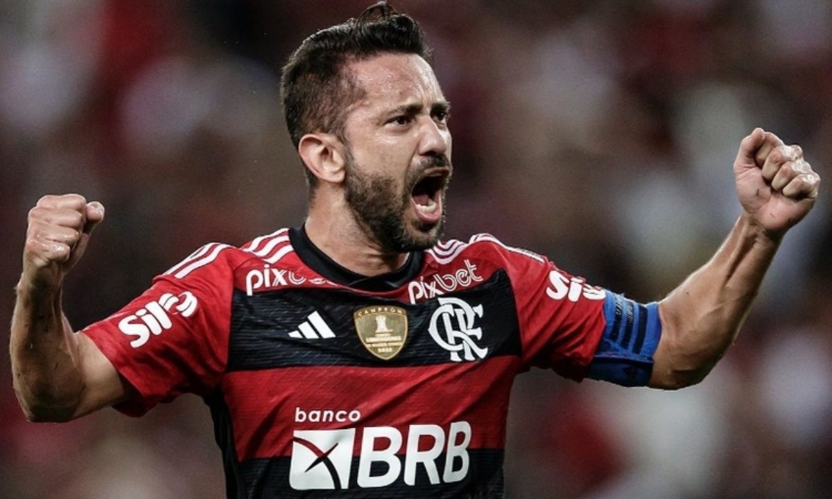 Everton Ribeiro pelo Flamengo (foto: Reprodução/Instagram/Flamengo)