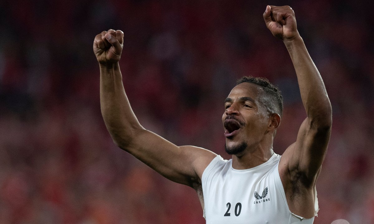 Fernando em jogo pelo Sevilla (foto: Jorge Guerrero/AFP)