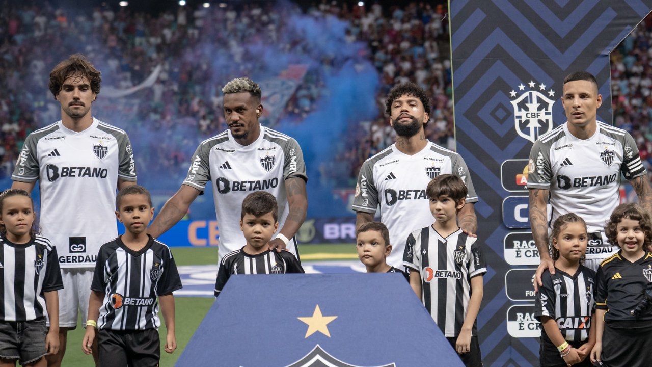 Igor Gomes, Edenilson, Otávio e Arana antes de jogo com o Bahia (foto: Pedro Souza / Atlético)