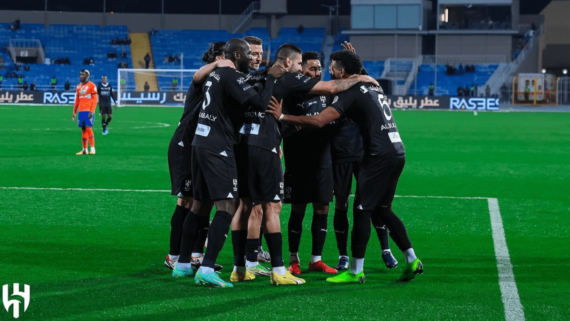 Jogadores do Al Hilal comemorando gol (foto: Divulgação Instagram)