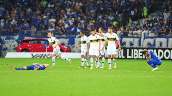 Jogos  Cai de boca