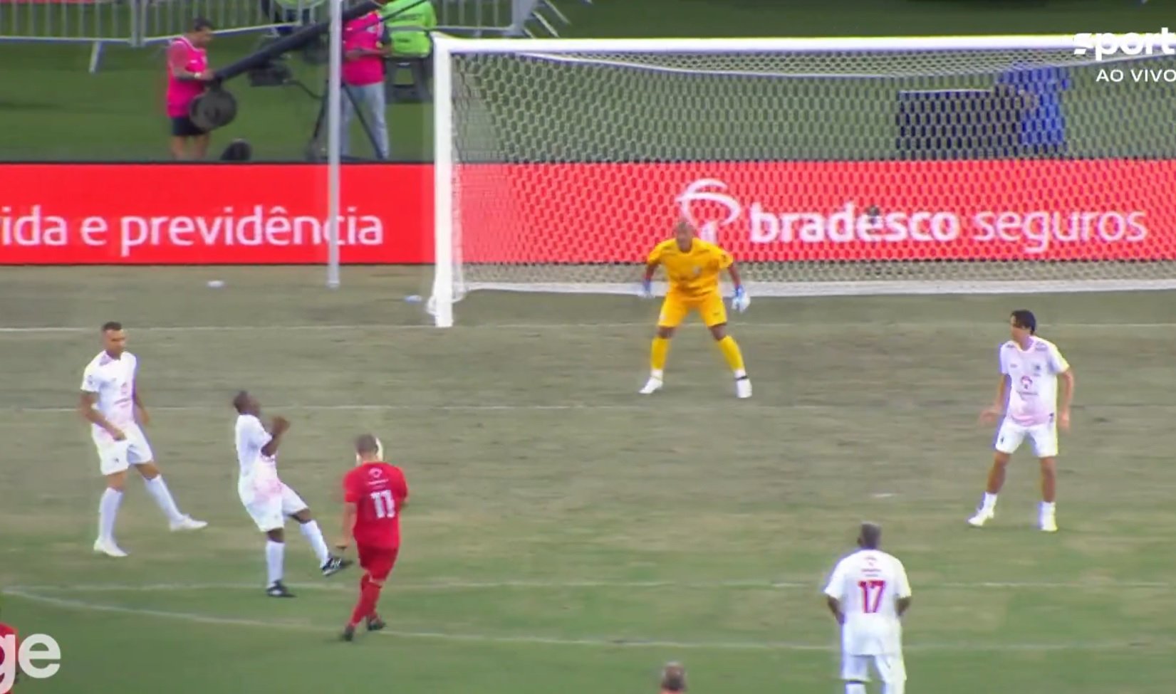 Gol de Alex no Jogo das Estrelas (foto: Reprodução/SporTV)