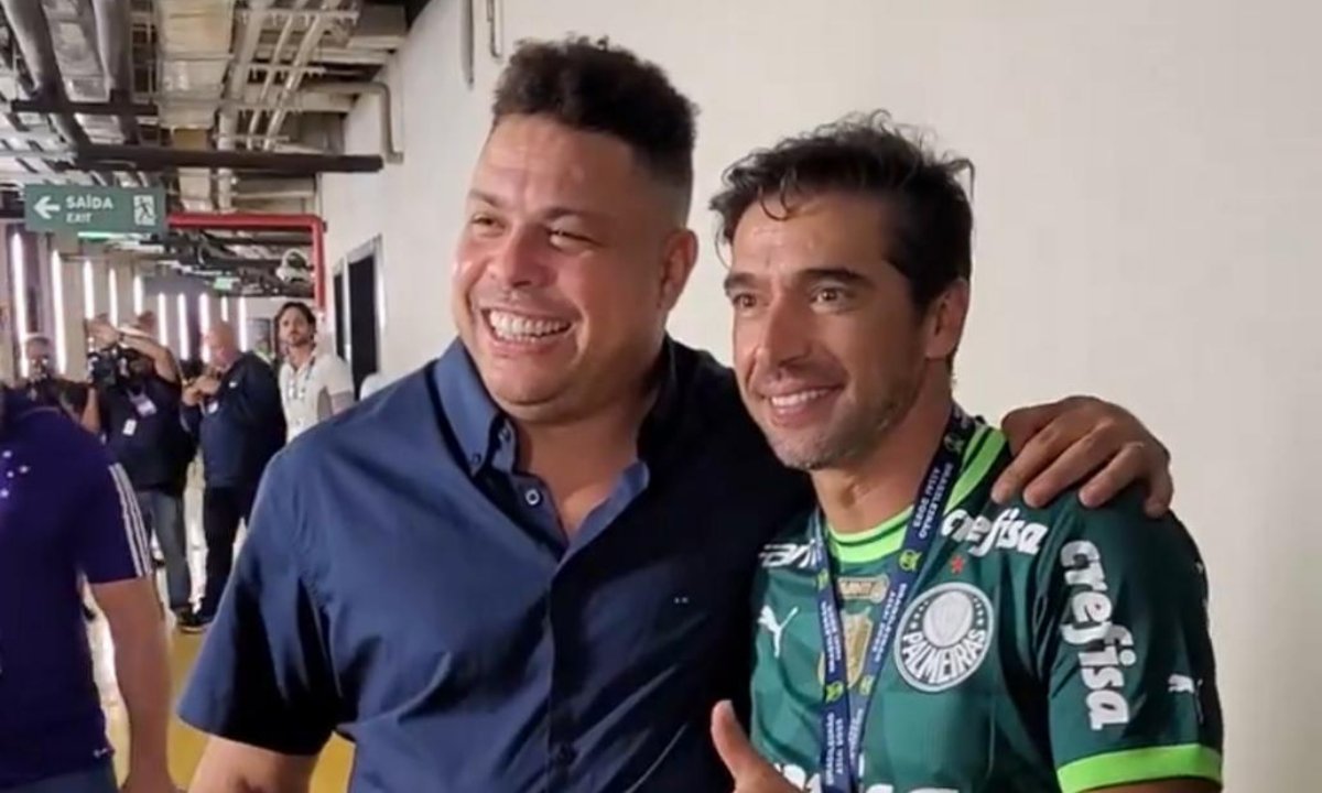 Ronaldo e Abel Ferreira (foto: Reprodução/Mineirão)