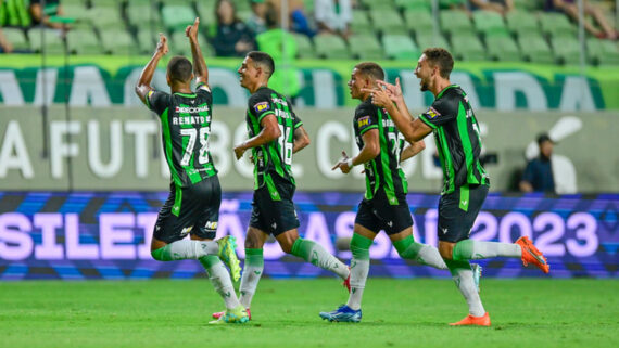 América em jogo diante do Bahia pelo Brasileiro (foto: Mourão Panda/América)