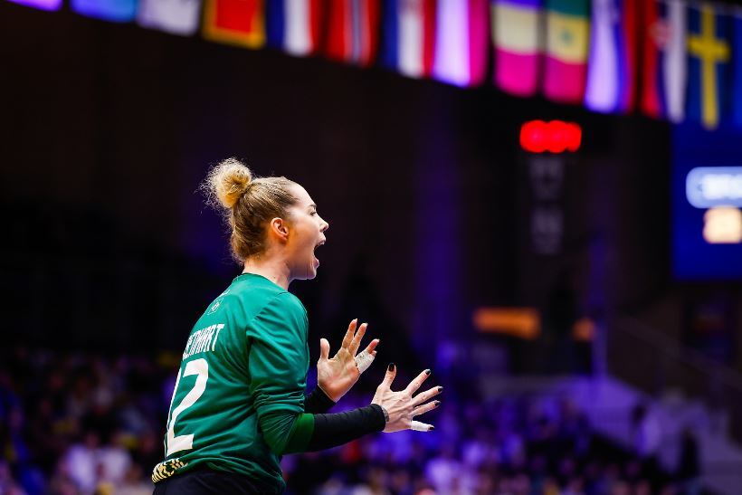 Mundial de Handebol Feminino: Brasil goleia Cazaquistão e está na segunda  fase, handebol