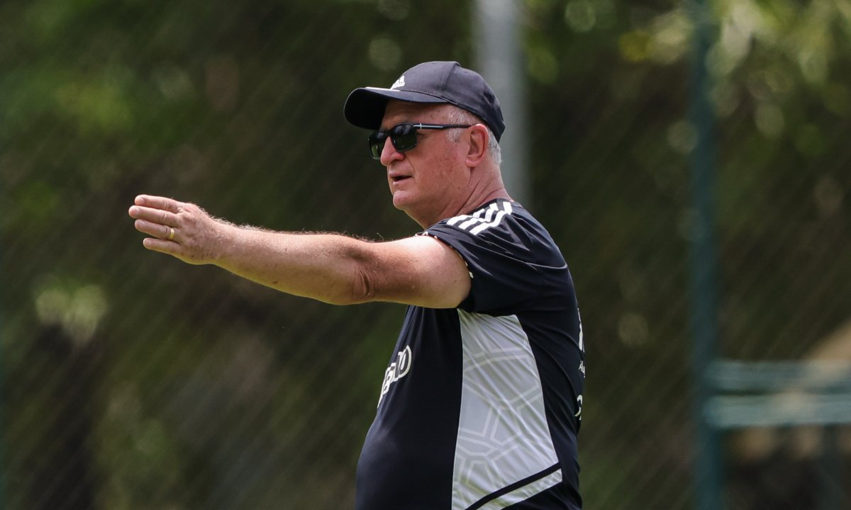 Felipão em treino do Atlético (foto: Pedro Souza/Atlético)