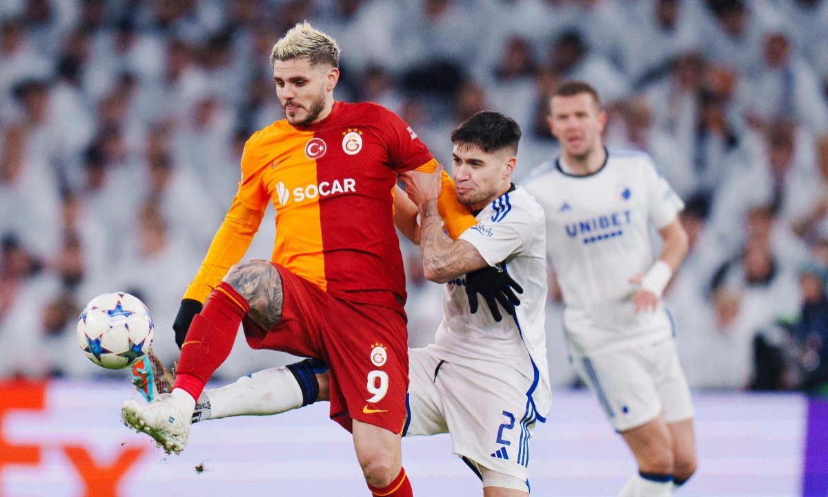 Icardi em jogo do campeonato turco (foto: AFP)