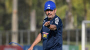 Ney Franco durante treino do Cruzeiro (foto: Gustavo Aleixo/Cruzeiro)