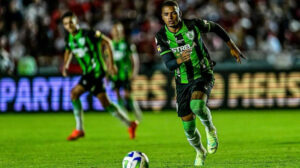 Renato Marques em jogo pelo Brasileiro (foto: Reprodução/Instagram)