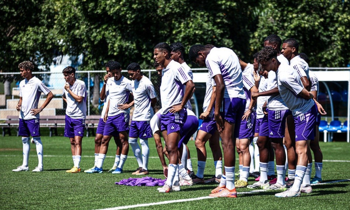 Jogadores do Cruzeiro Sub-20 (foto: Gustavo Martins / Cruzeiro)