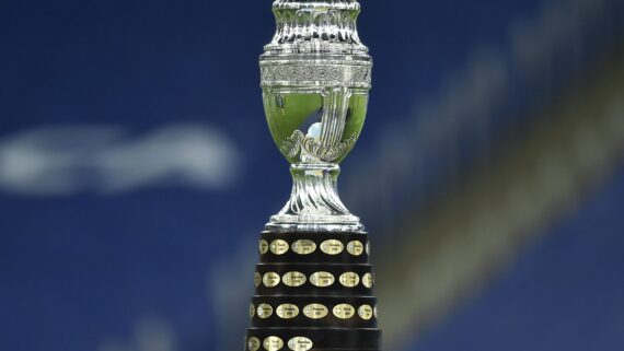 Troféu da Copa América (foto: Divulgação/Conmebol)