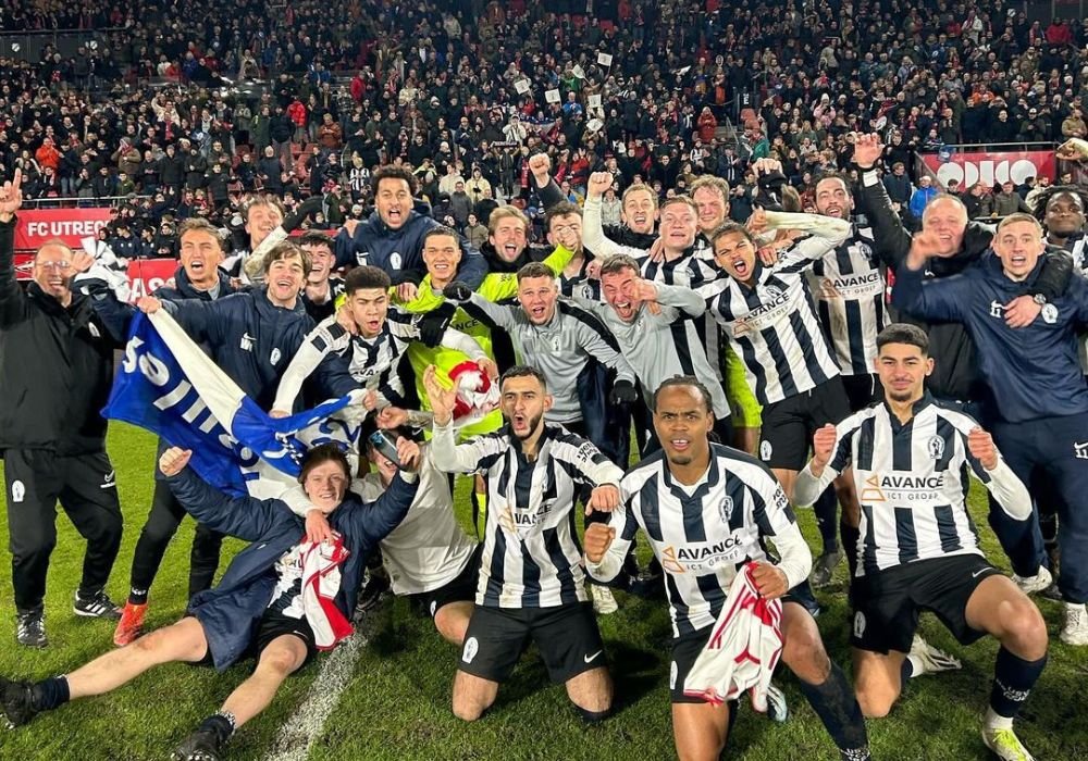 Jogadores do Hercules, da Holanda (foto: Divulgação/USV Hercules)