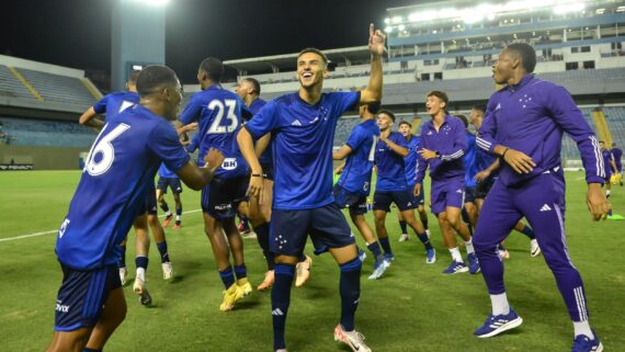 Cruzeiro vai em busca do bicampeonato na Copinha (foto: Mauro Horita/Cruzeiro/Divulgação)