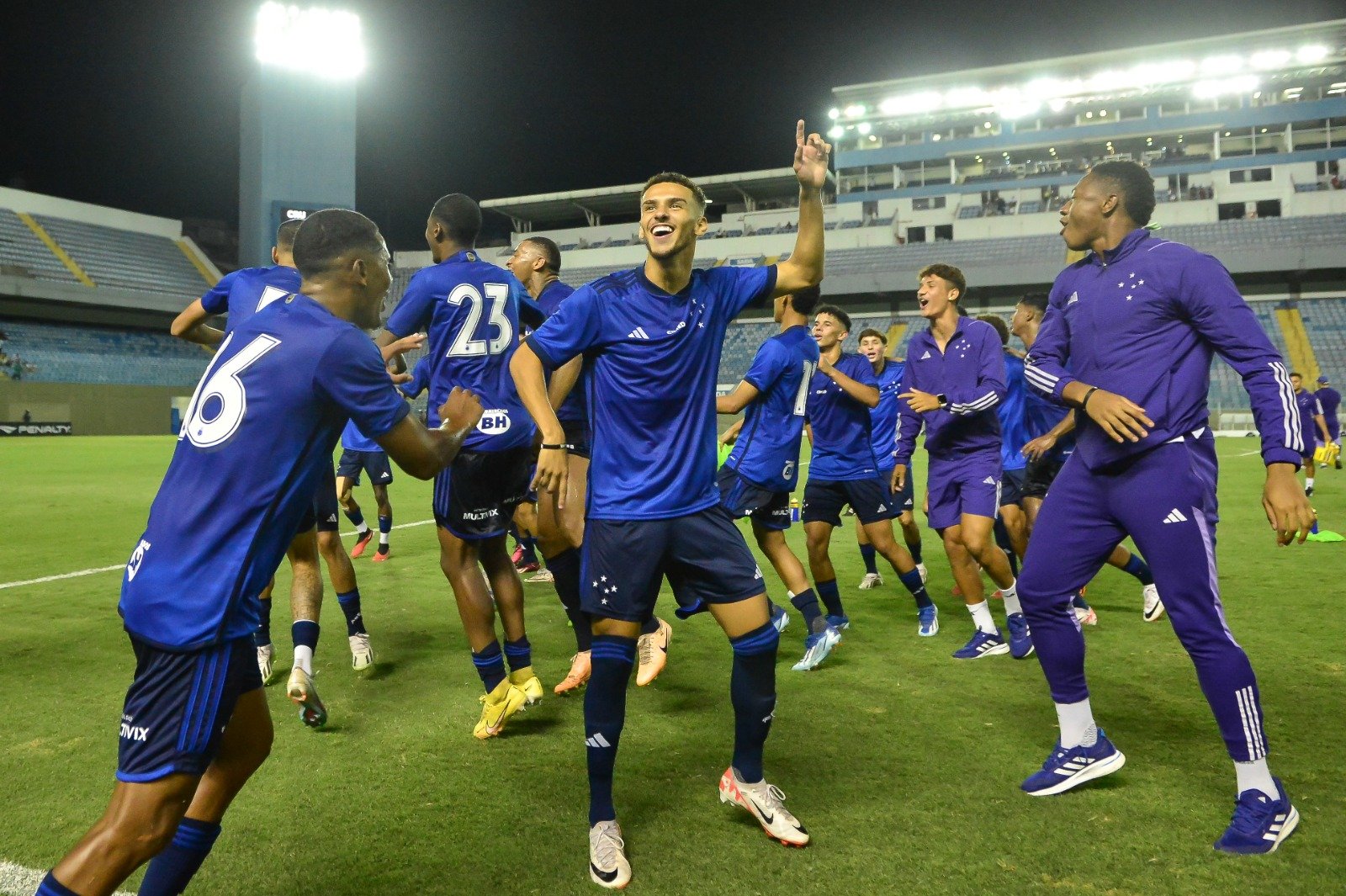 Cruzeiro vai em busca do bicampeonato na Copinha (foto: Mauro Horita/Cruzeiro/Divulgação)