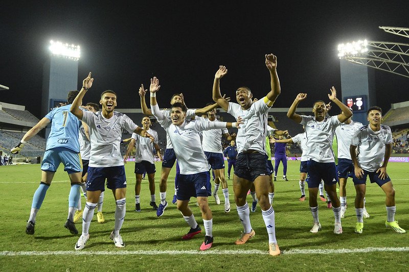 Jogadores do Cruzeiro na Copinha 2024 (foto: Mauro Horita/Cruzeiro)