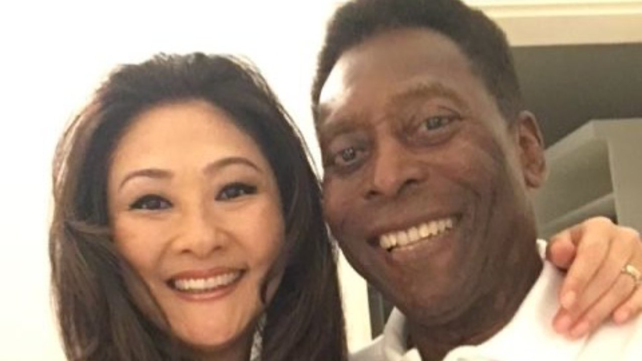 Sandra Aoki e Pelé (foto: Reprodução Instagram de Pelé)