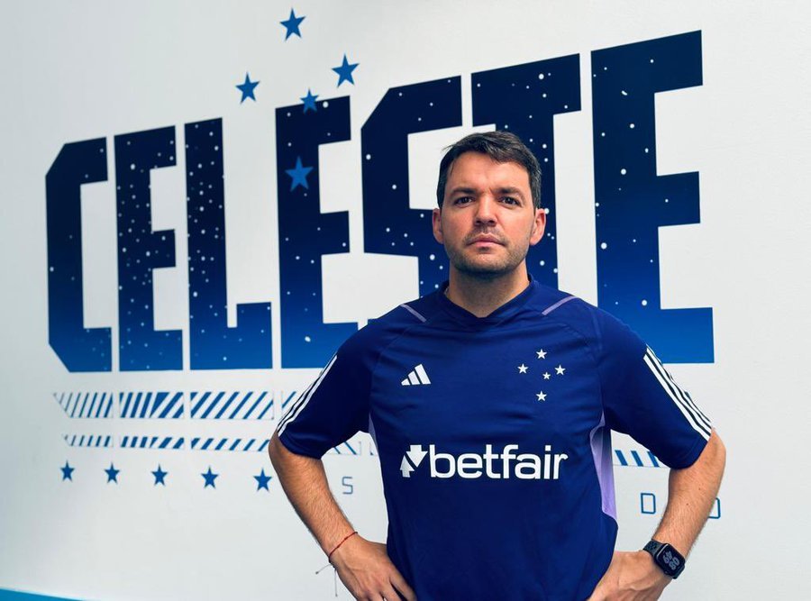 Nicolás Larcamón, técnico do Cruzeiro (foto: Divulgação/Cruzeiro)