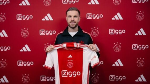 Henderson pelo Ajax (foto: Divulgação / Ajax)
