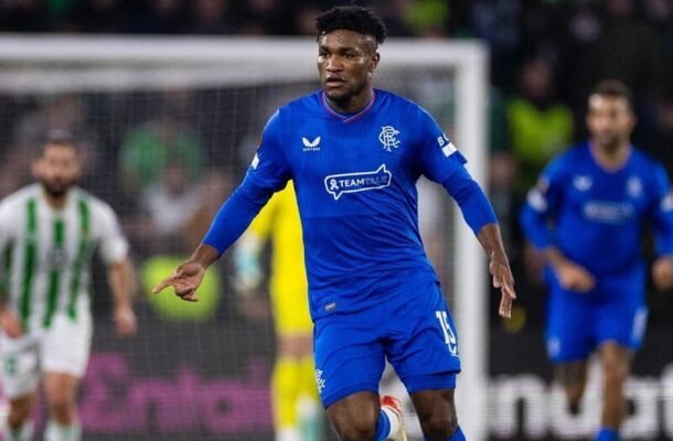 José Cifuentes em jogo do Rangers, da Escócia (foto: Divulgação/Rangers)