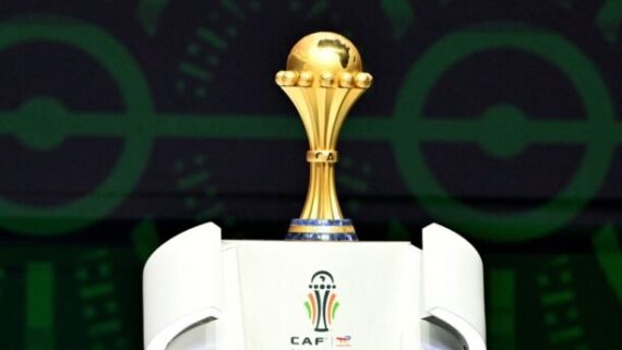 Taça da Copa Africana de Nações (foto: Issouf Sanogo / AFP via Getty Images)