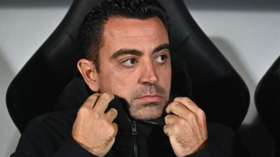 Xavi está ameaçado de demissão no Barcelona (foto: Gabriel Bouys/AFP)