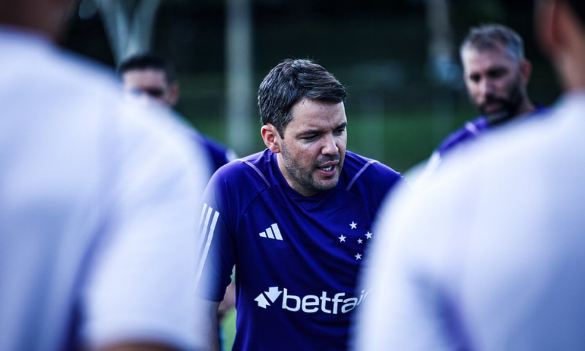 Larcamón, treinador do Cruzeiro (foto: Gustavo Aleixo/Cruzeiro)