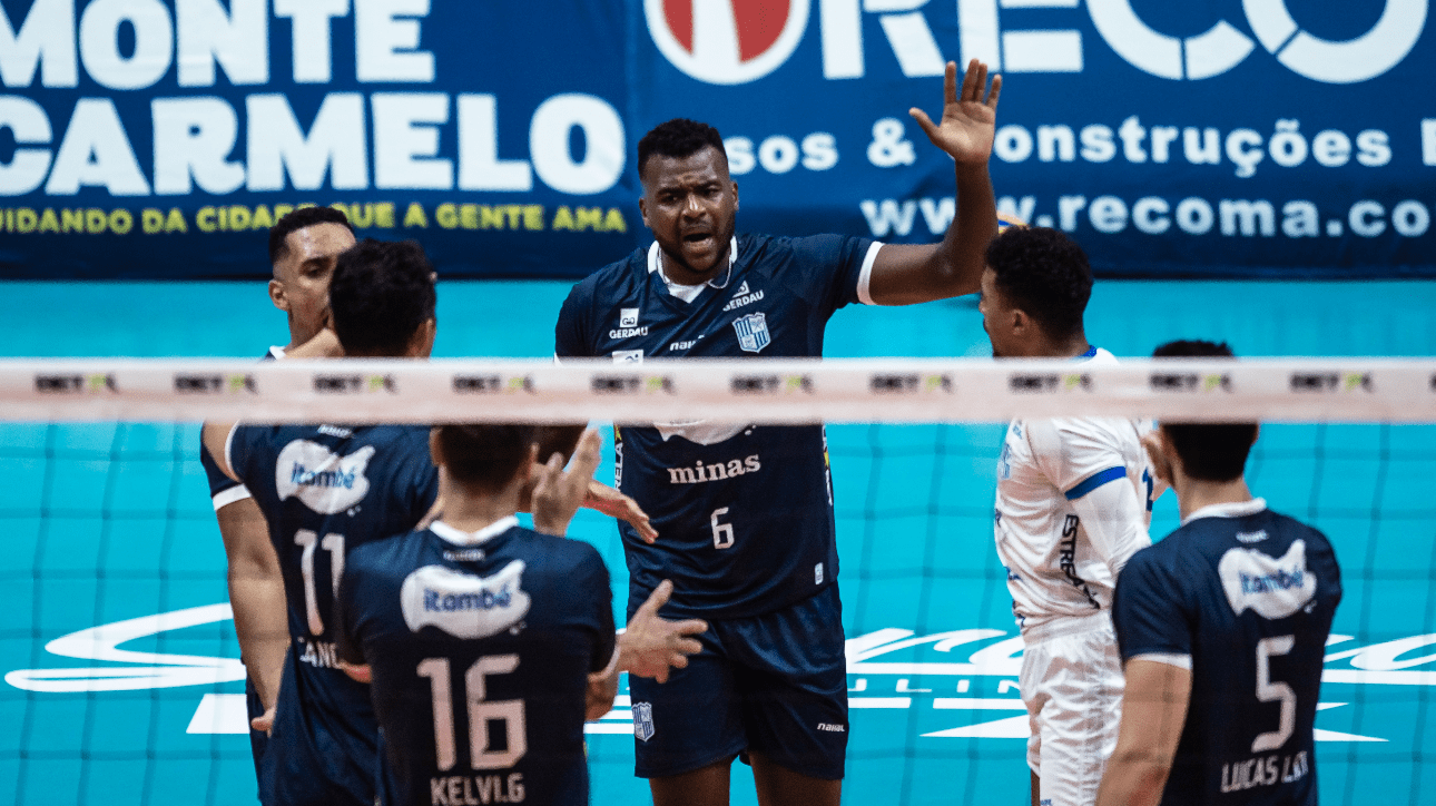Jogadores de vôlei do Minas (foto: Hedgard Moraes)