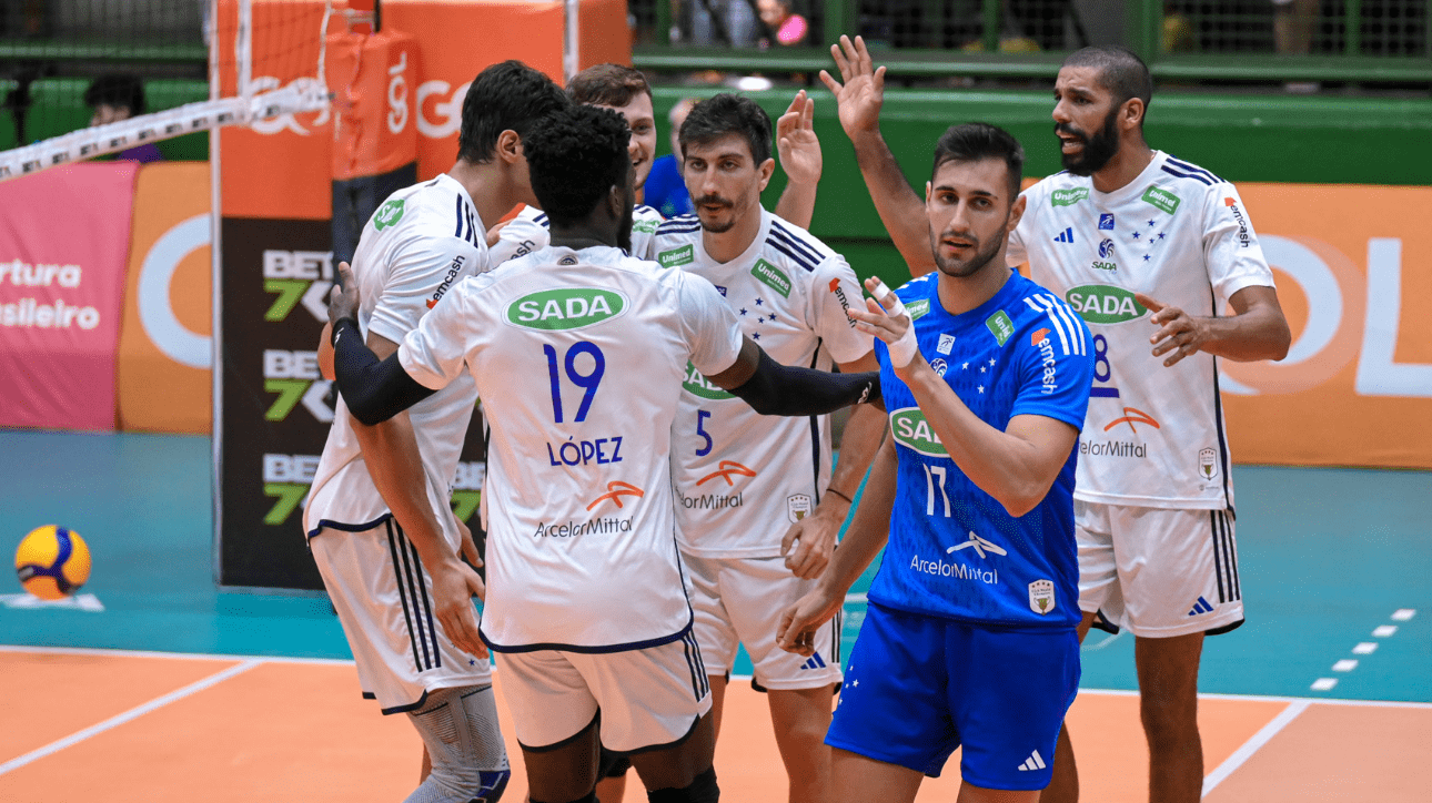 Jogadores de vôlei do Cruzeiro (foto: Agência i7/Sada Cruzeiro)