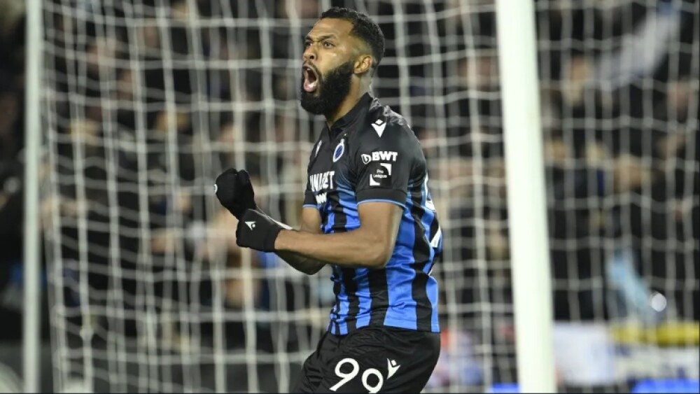 Thiago, ex-Cruzeiro, defende o Club Brugge, da Bélgica (foto: Club Brugge/Divulgação)