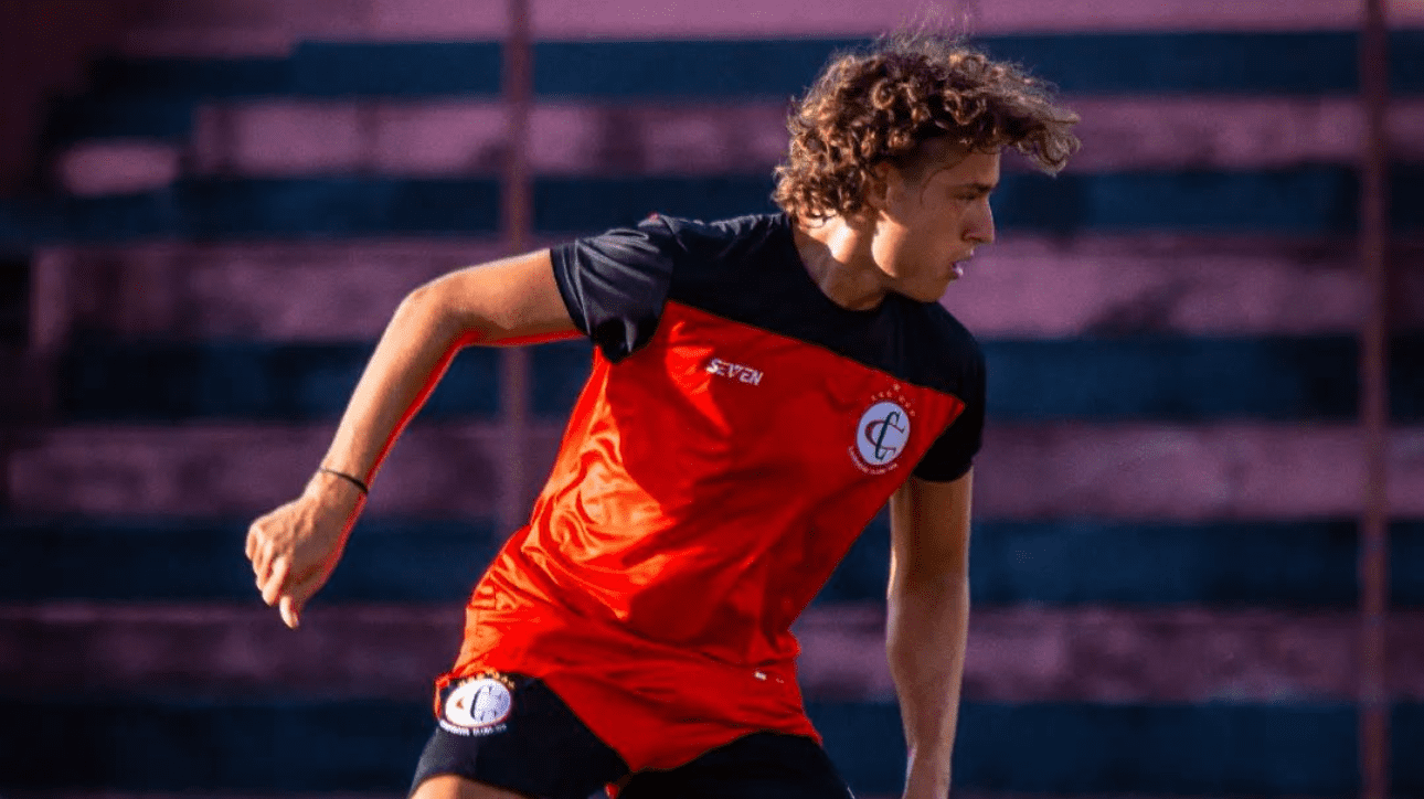 Zorro, volante do Campinense (foto: Estefinho Francelino)