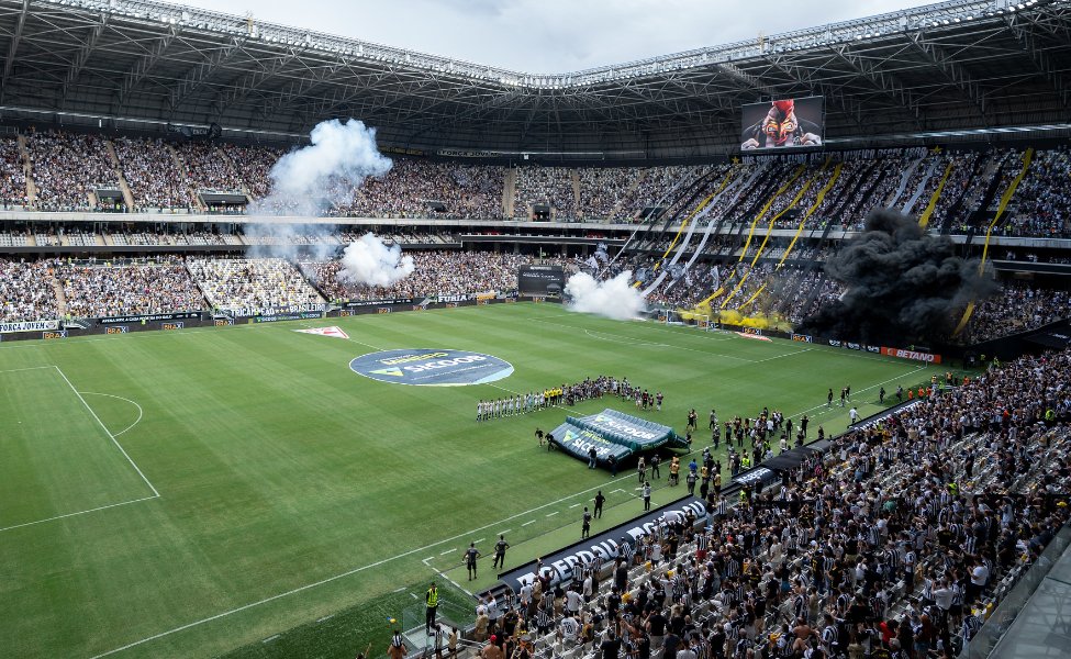 Torcida do Atlético na Arena MRV antes de jogo com Democrata-GV (foto: Daniela Veiga/Atlético)