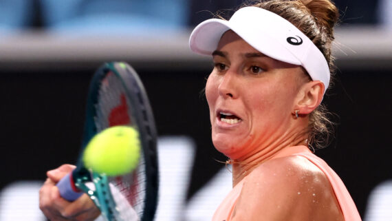 Bia Haddad no Australian Open (foto: AFP)