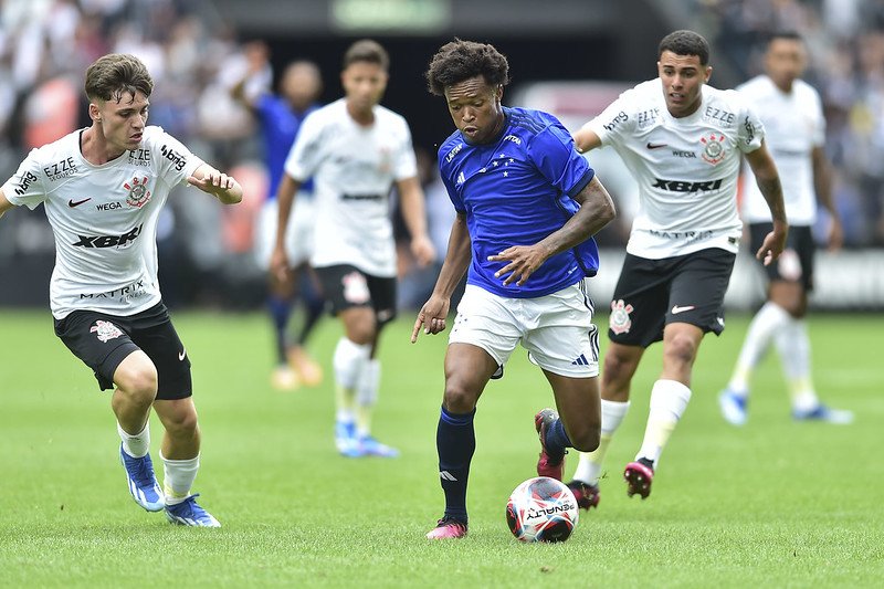 Corinthians x Cruzeiro na final da Copinha (foto: Staff Images/Cruzeiro)
