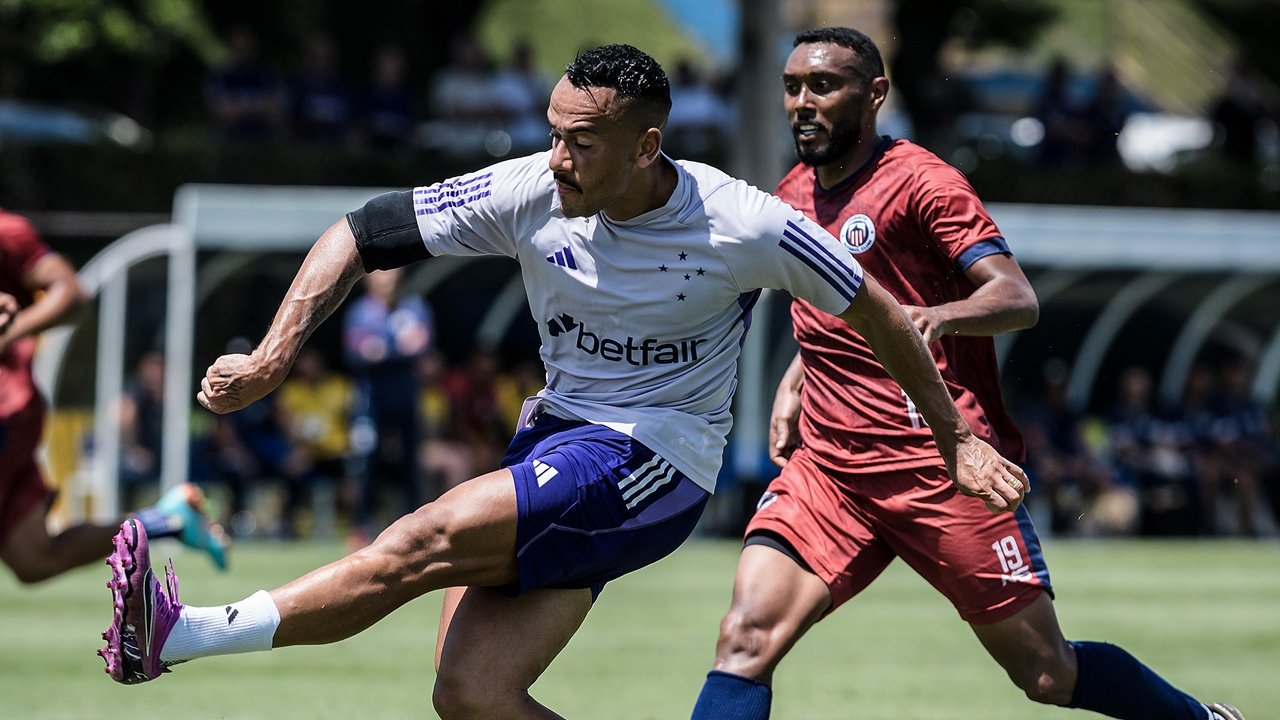 Rafael Elias, centroavante do Cruzeiro (foto: Gustavo Aleixo/Cruzeiro)