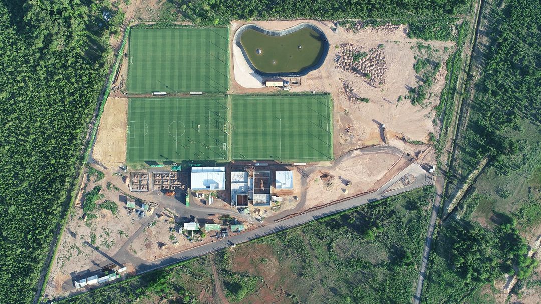 Imagens da construção do novo CT do Cuiabá