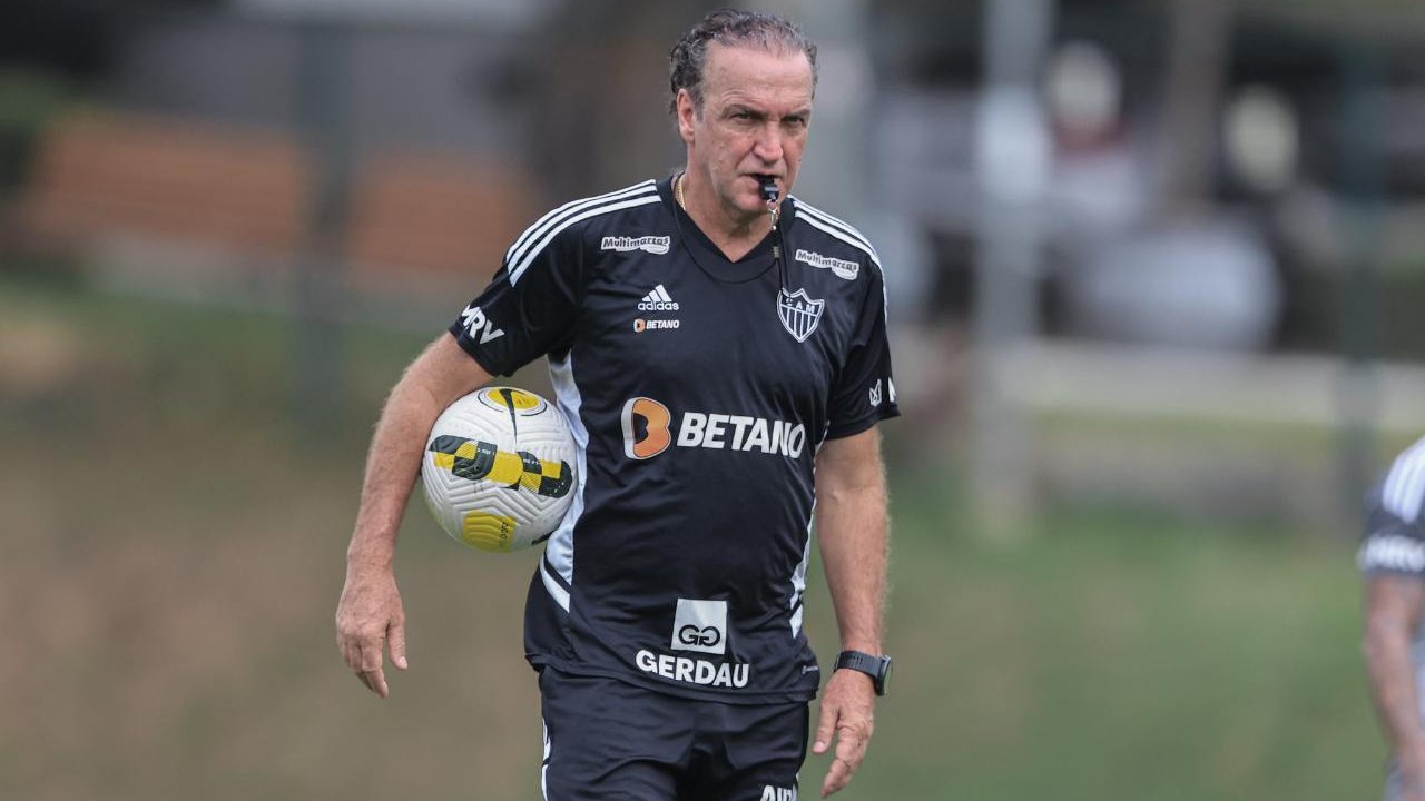 Cuca durante treino do Atlético em 2022 (foto: Pedro Souza/Atlético)