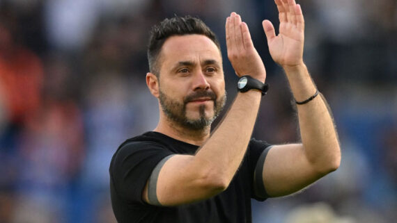 Técnico Zerbi (foto: AFP)