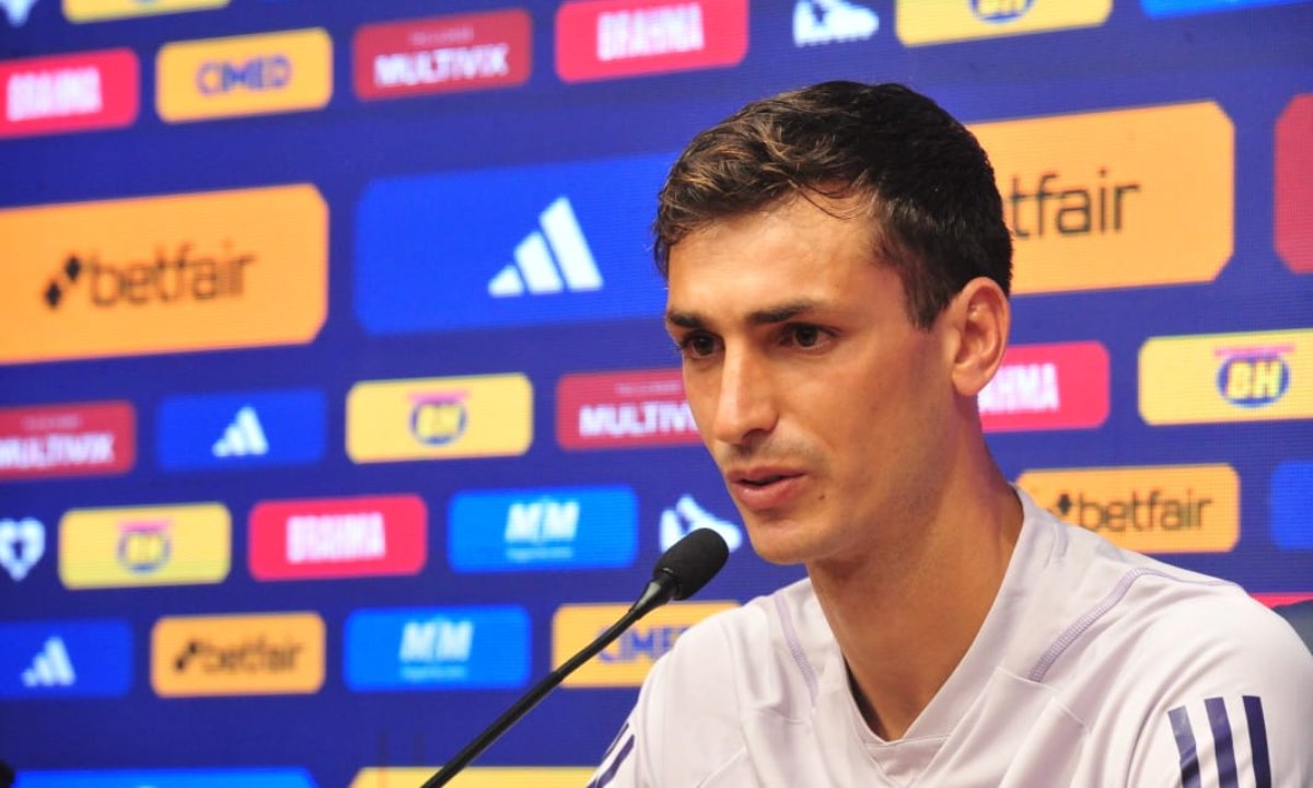 Dinenno, atacante do Cruzeiro (foto: Alexandre Guzanshe/EM/D.A.Press)