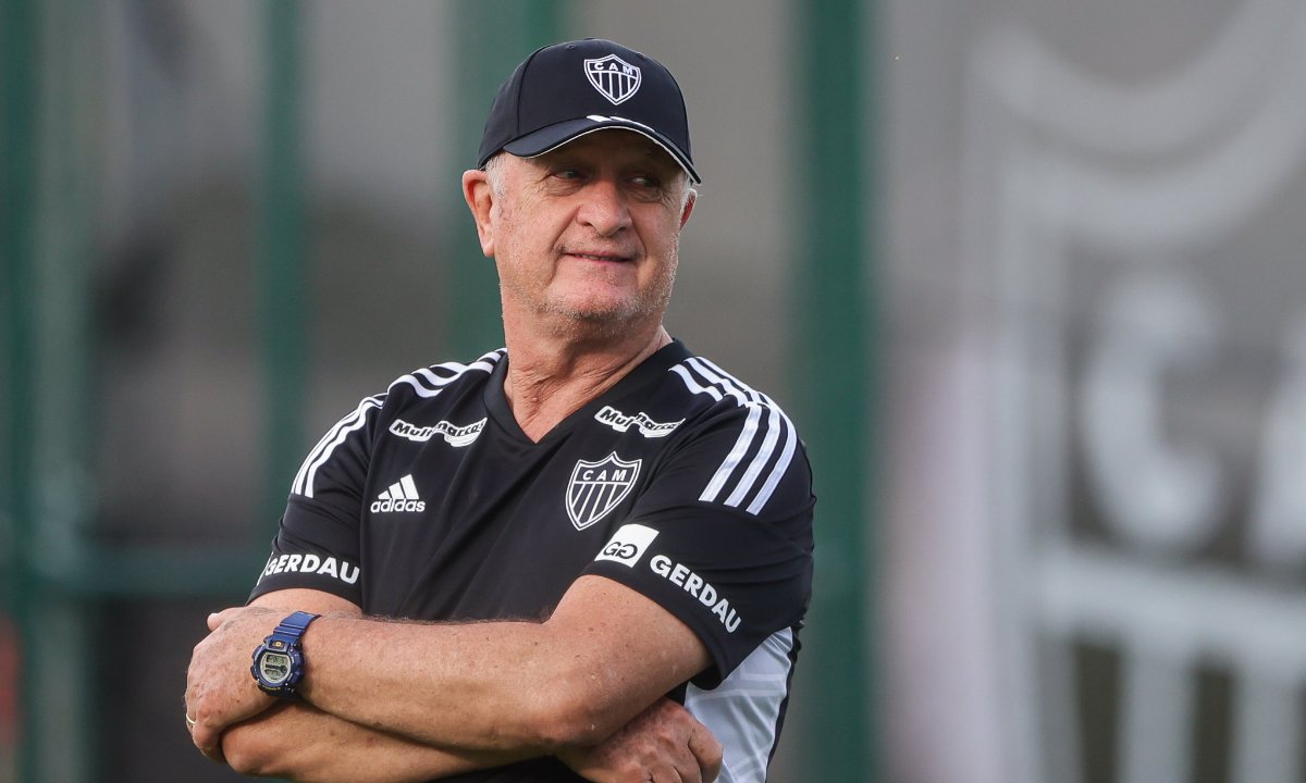 Felipão em treino pelo Atlético na Cidade do Galo (foto: Pedro Souza/Atlético)