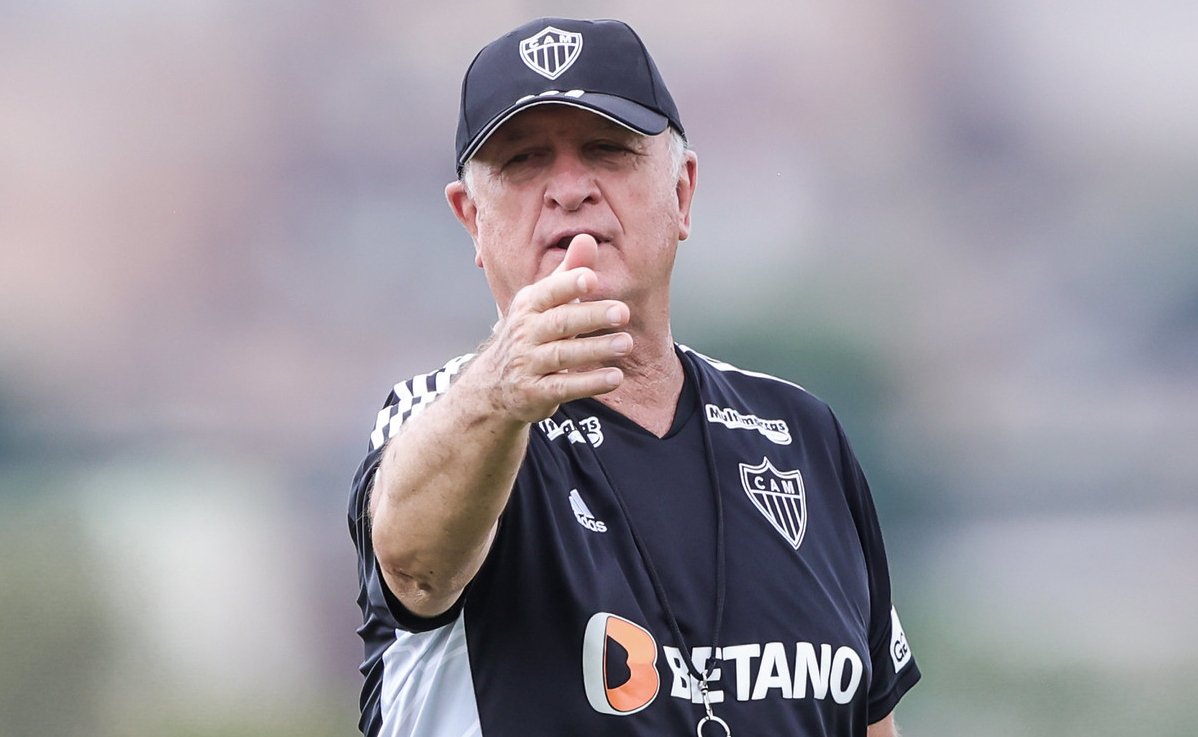 Felipão, técnico do Atlético, tem preocupação no início da semana que antecede o clássico (foto: Pedro Souza/Atlético)