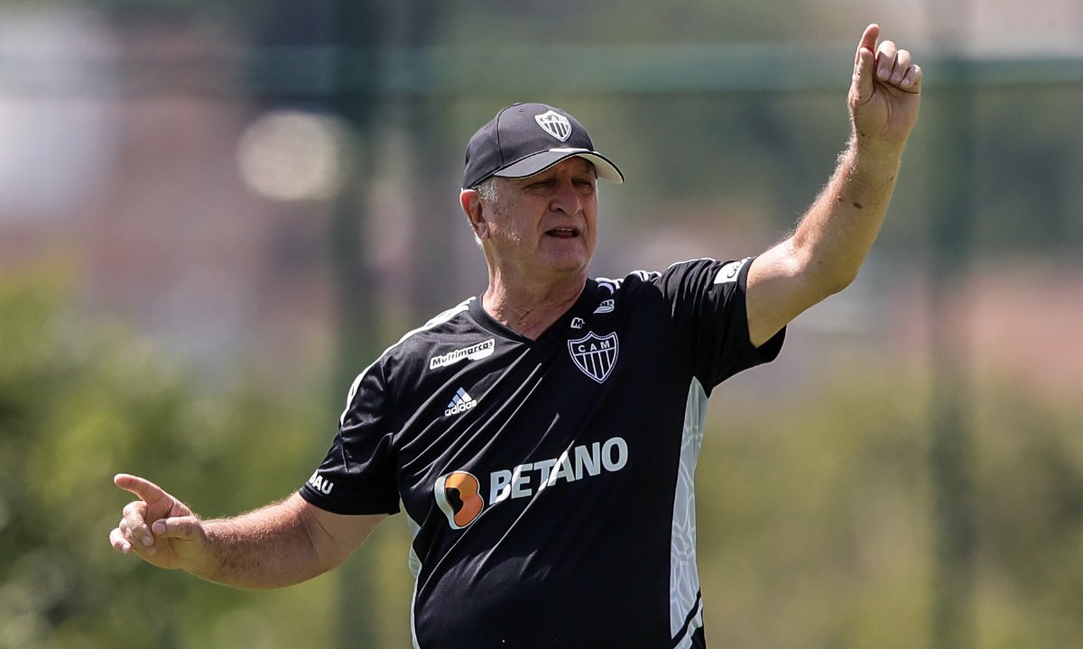 Felipão comanda treino do Atlético na Cidade do Galo (foto: Pedro Souza/Atlético)